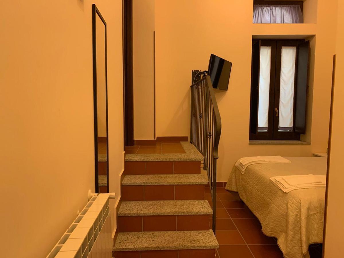 Le Vie Mediterranee Torre di Ruggiero Exterior photo